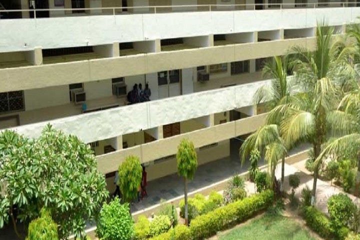 https://cache.careers360.mobi/media/colleges/social-media/media-gallery/10960/2021/3/4/Building view of MB Patel Science College Anand_Campus-View.jpg